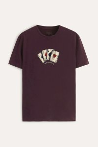 t-shirt-uk-hanger-bordeaux-crop1-2114-8bf509dc