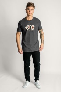 t-shirt-uk-hanger-iron-grey-crop1-2114-d5a39ef3
