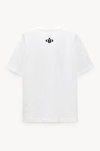 t-shirt-boxy-white-front-isolated-vp-14-f9f8b910