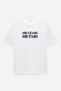 t-shirt-boxy-white-front-isolated-vp-16-e1aaf668