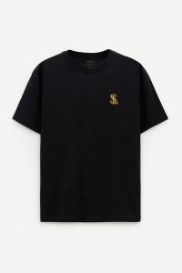 t-shirt-boxy-black-front-isolated-l-08-f1637649