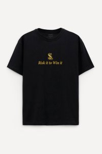t-shirt-boxy-black-front-isolated-l-10-9fa07464