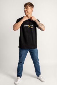 t-shirt-man-a-isolated-front-full-black-dpr004-465e75c1