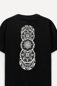 t-shirt-boxy-black-back-isolated-vp-08-2a2e8d38