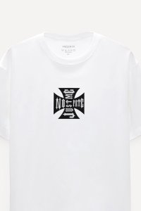 t-shirt-boxy-white-back-isolated-vp-01-7b46b51c