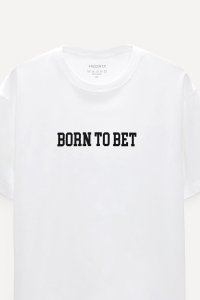 t-shirt-boxy-white-front-isolated-l-11-85c81557