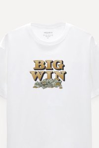 t-shirt-boxy-white-front-isolated-l-09-85e664ad