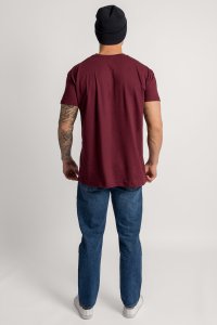 t-shirt-uk-hanger-bordeaux-crop1-2114-8bf509dc