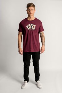 t-shirt-uk-hanger-bordeaux-crop1-2114-8bf509dc