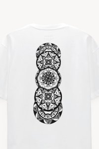 t-shirt-boxy-white-back-isolated-vp-08-1647f112