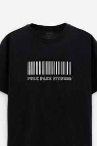 t-shirt-boxy-black-front-isolated-vp-02-8a6a816f