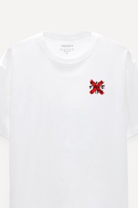 t-shirt-boxy-white-back-isolated-vp-05-d92240a0