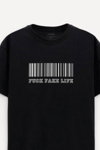 t-shirt-boxy-black-front-isolated-vp-04-08d94002
