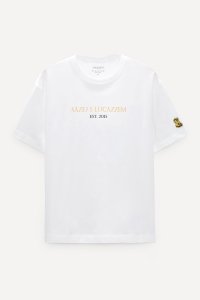t-shirt-boxy-white-front-isolated-l-04-f8aa0c31