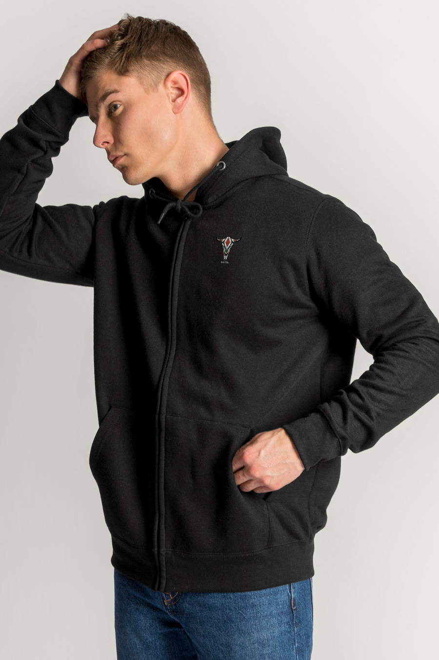 Levně Mikina s Kapucí na Zip, Barva Černá, s Potiskem Tribal Buffalo